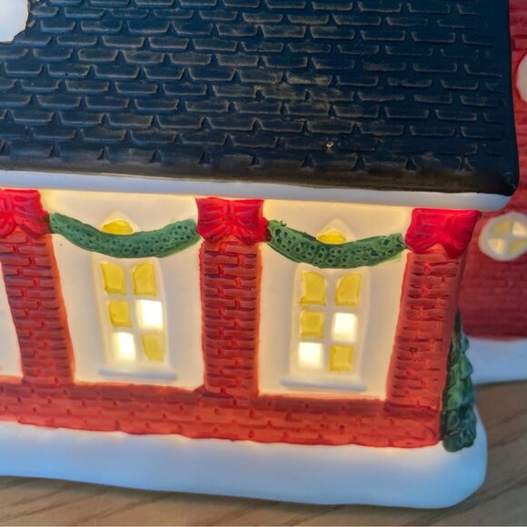 Vtg Galleria Red Church Christmas Village Fine Porcelain Hand Painted Decoration - Picture 7 of 12